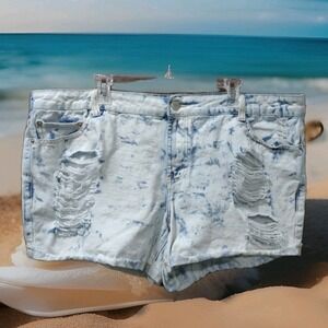 FOREVER 21 Women's‎ Acid Wash Distressed Destroyed Cuffed Jean Shorts Size 18
